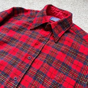 Mens Vintage Pendleton Wool Plaid Button Up Shirt Size Small